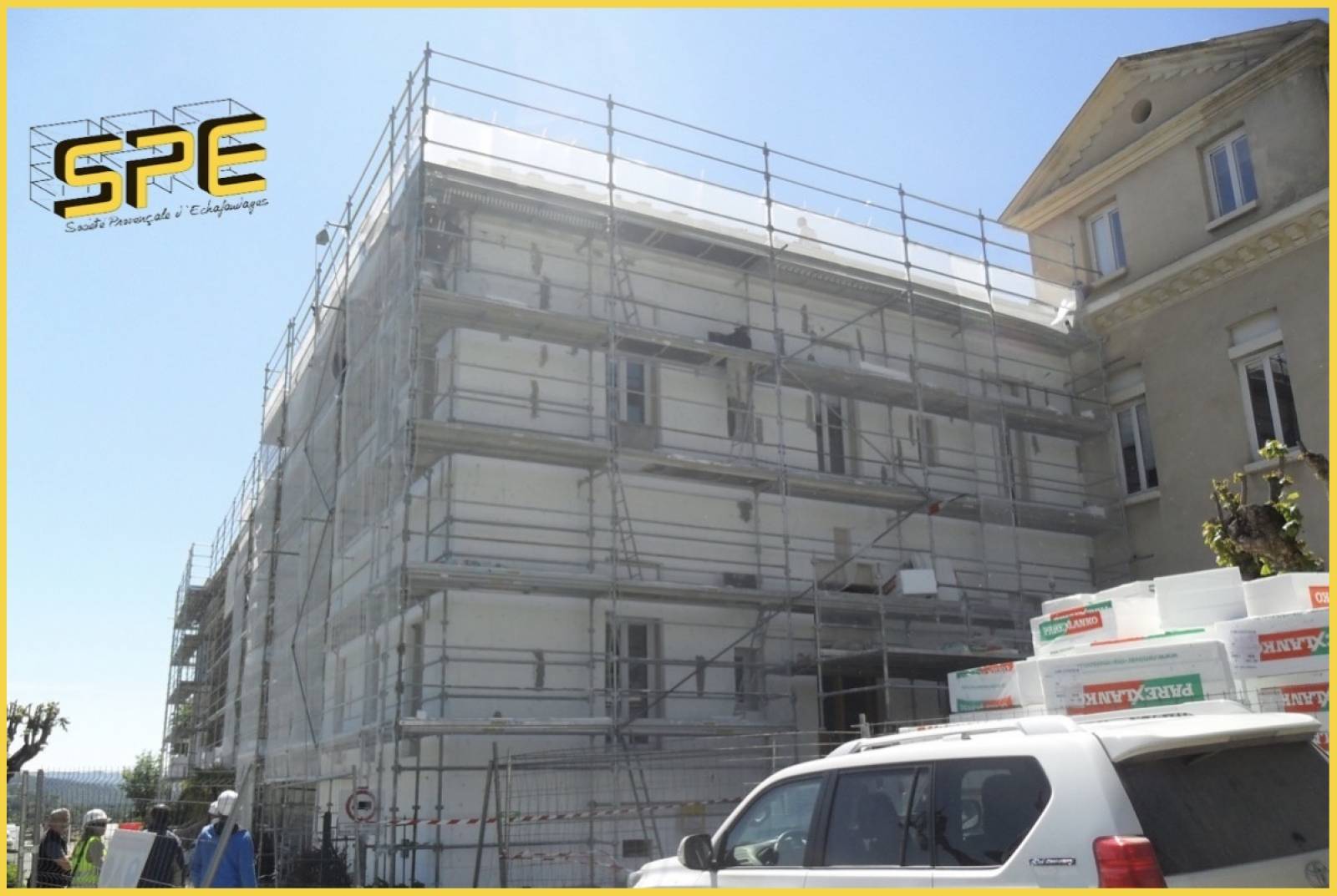 Échafaudage façade sur Digne-les-Bains 04