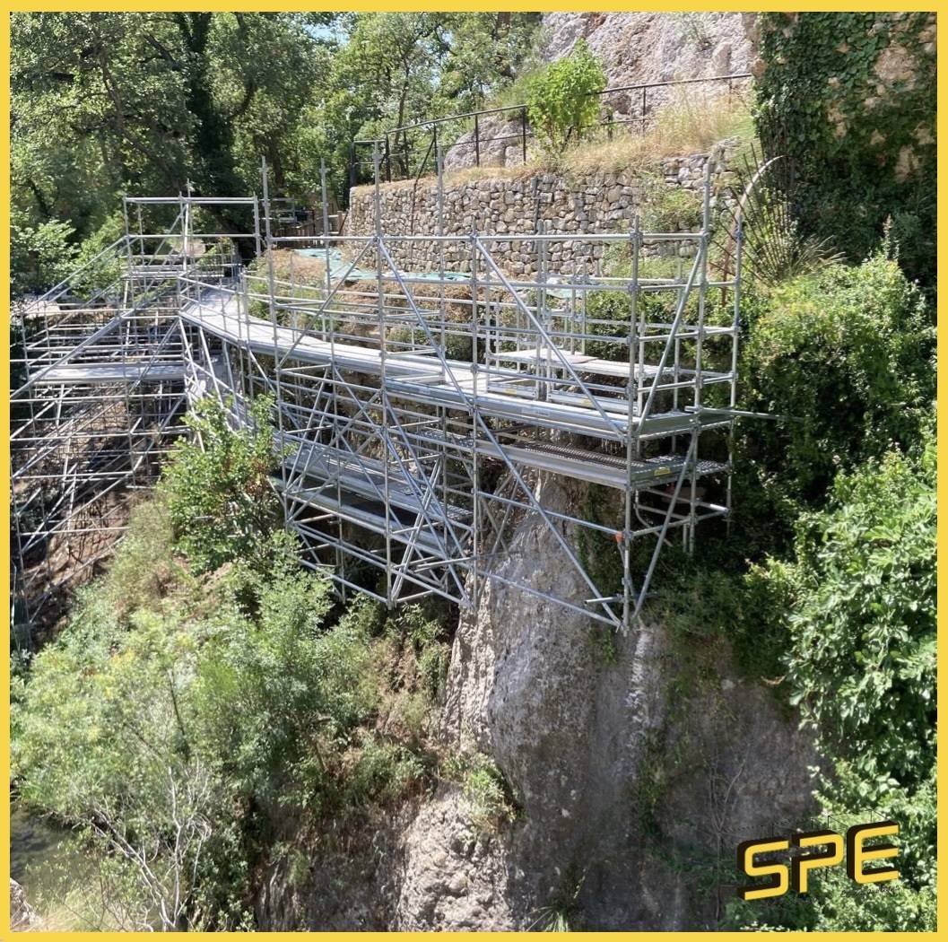 Mur médiéval du Canal de Provence - 13