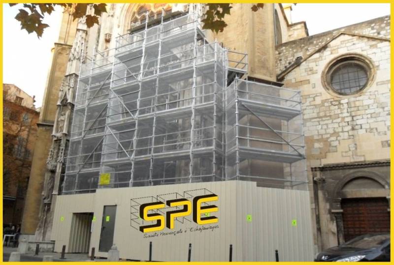 Entrée Cathédrale St Sauveur - Aix